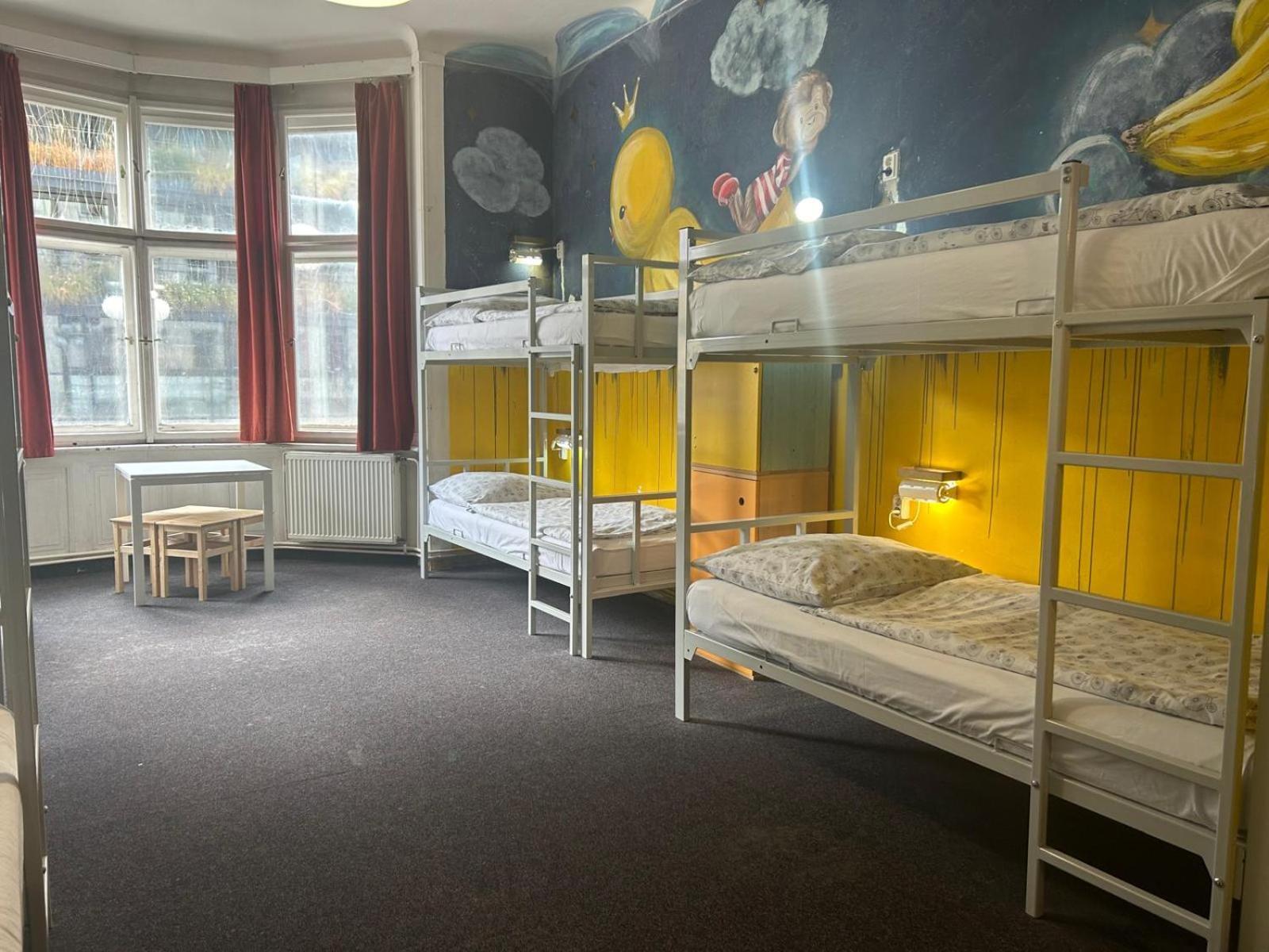 Hostel Downtown Prague Exterior photo
