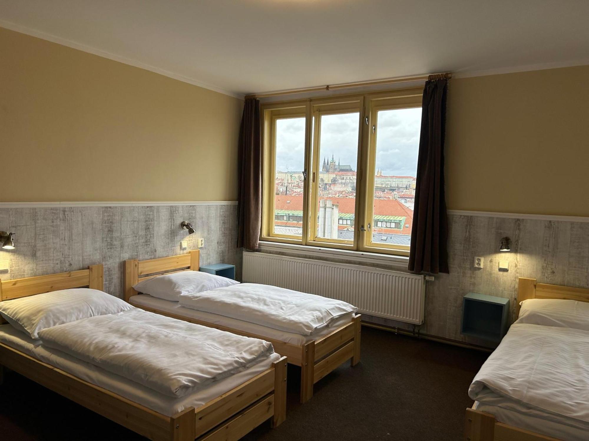 Hostel Downtown Prague Exterior photo