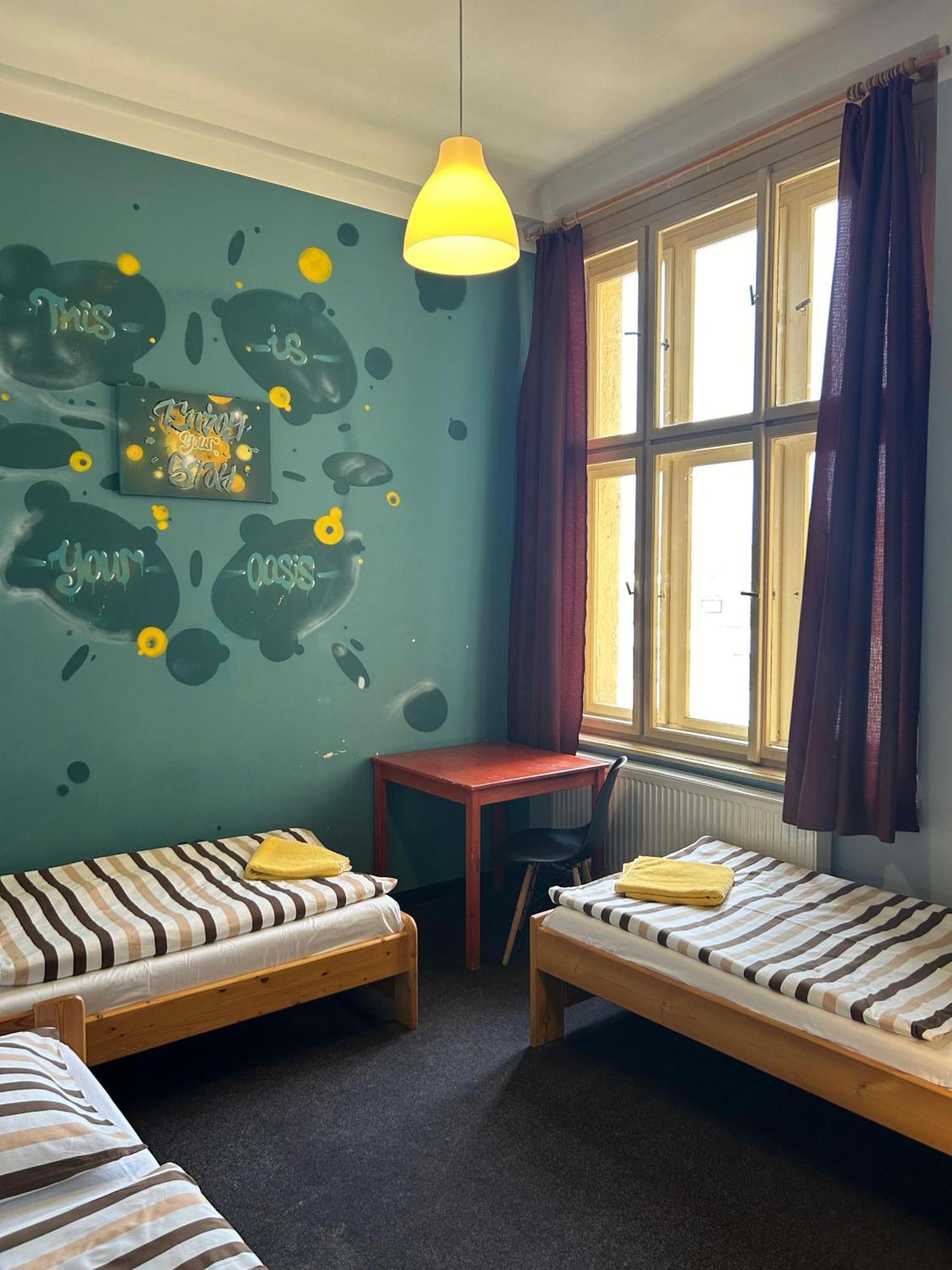 Hostel Downtown Prague Exterior photo