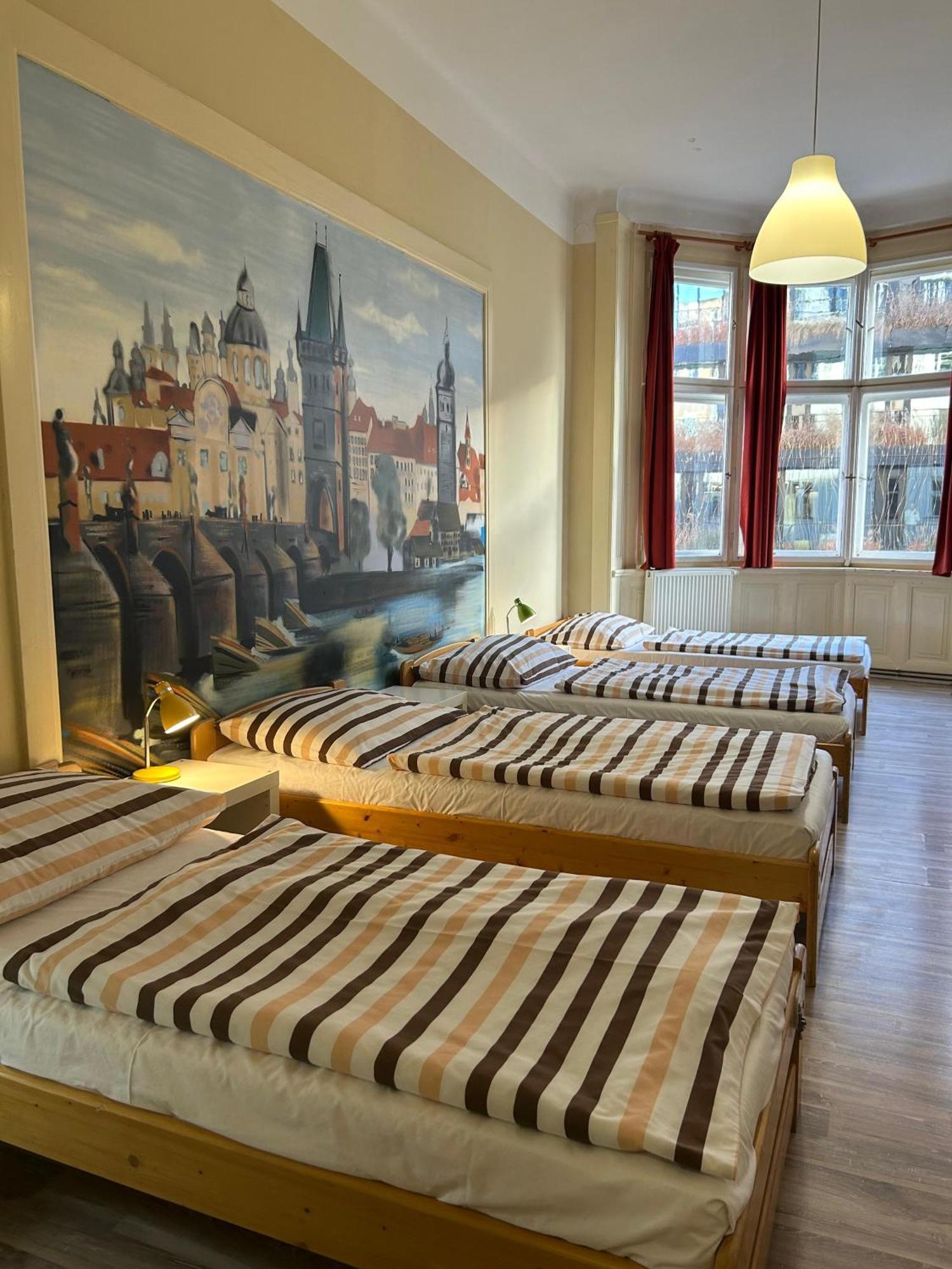 Hostel Downtown Prague Exterior photo
