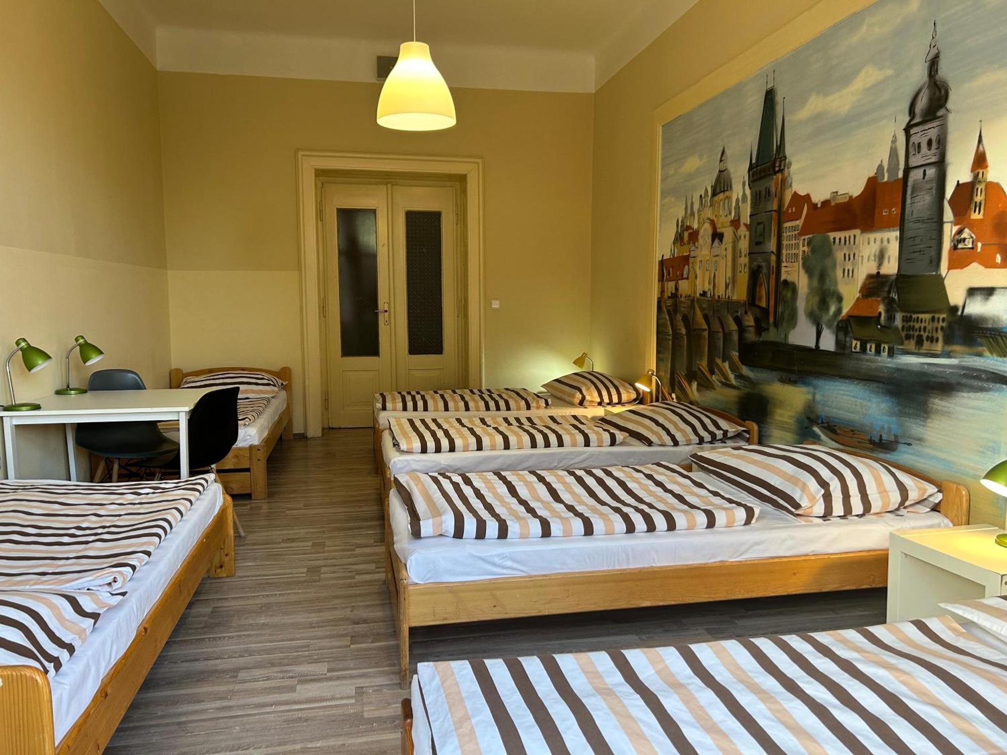 Hostel Downtown Prague Exterior photo