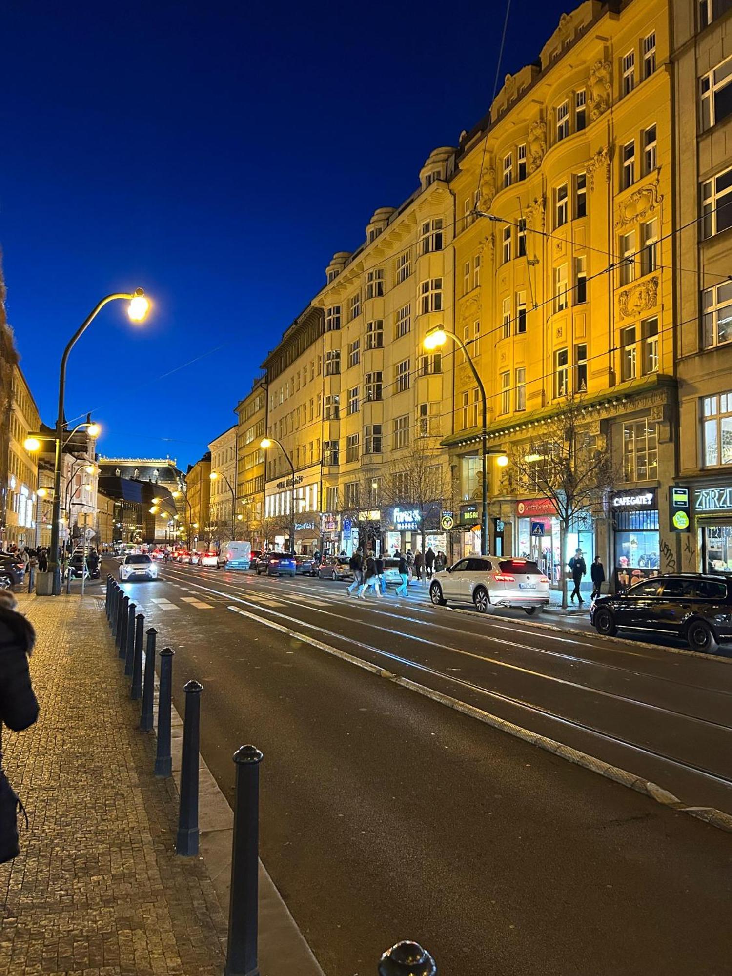 Hostel Downtown Prague Exterior photo